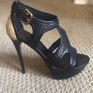New! Burberry, Stunning, Sexy Heels!